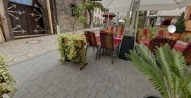 Neubert s Gasthaus am Rhein