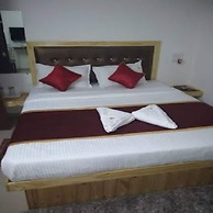 Orange Inn