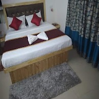 Orange Inn