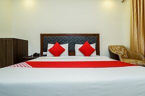 OYO 23466 Hotel Planet
