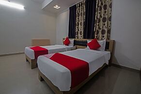OYO 15700 Spectrum Residency