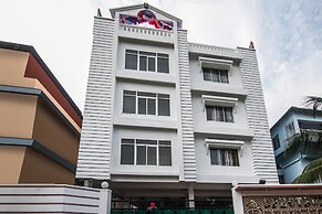 OYO 15700 Spectrum Residency