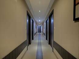 OYO 26196 Hotel Vip Regency