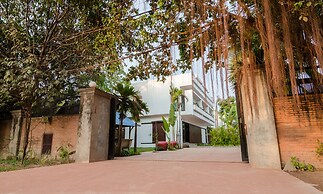 Draco Residence