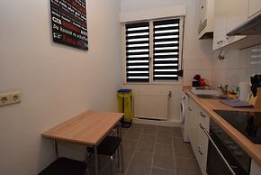 AB Apartment 82