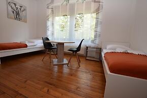 AB Apartment 82