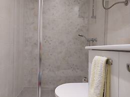 Homey 1-BR Apt