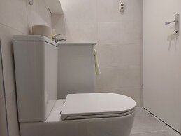 Homey 1-BR Apt