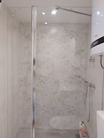 Homey 1-BR Apt