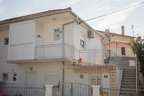 Apartments Ana