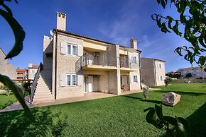 Plavo Nebo Istra Apartments