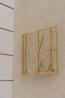 No.4 Residence