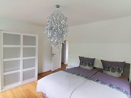Villa EMG
