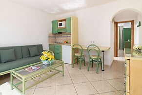 Aparthotel Esquinzo Y Monte Del Mar