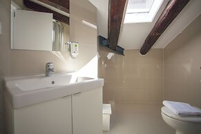 Gran Central Suites