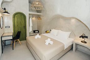 Valsamo Suites