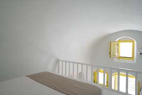 Valsamo Suites