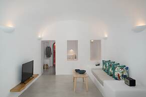 Valsamo Suites
