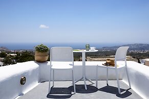 Valsamo Suites