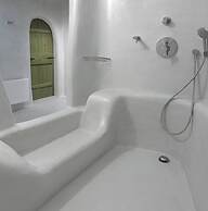 Valsamo Suites
