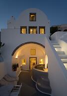 Valsamo Suites