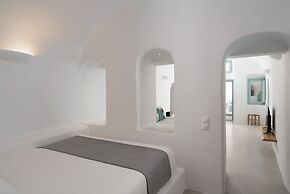 Valsamo Suites