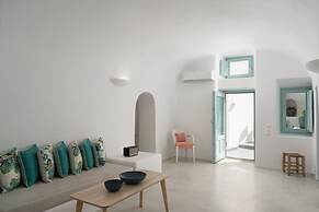 Valsamo Suites