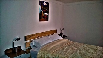Anais y Nicolas Hostel