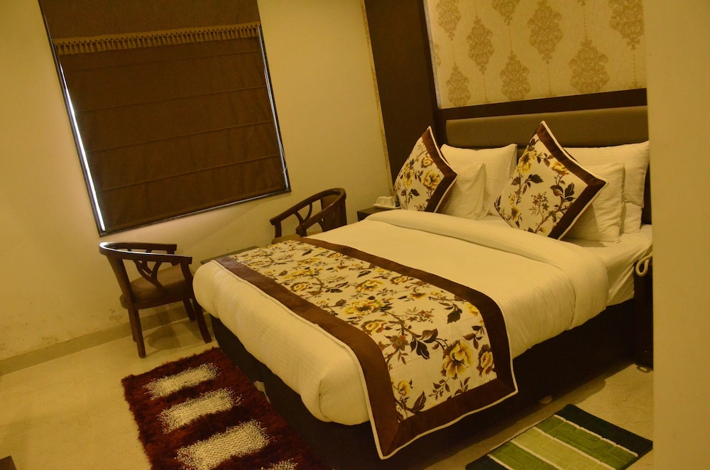 Hotel Palm Galaxy