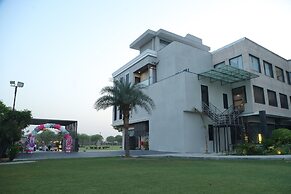Hotel Palm Galaxy