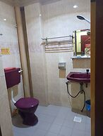 FullyWell Hotel