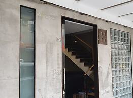 Chinya House