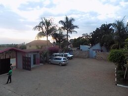 R & R Gardens