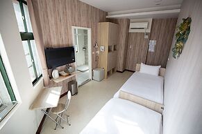 Jia-Jia Business Hotel