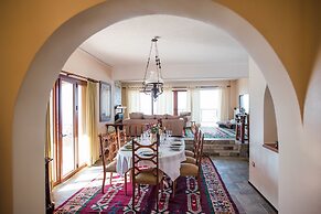 Traditional Luxury Villa Armonia
