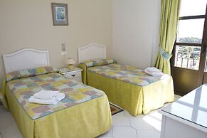 Apartamentos El Toro
