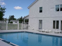 Kindred Spirits Inn & Cottages