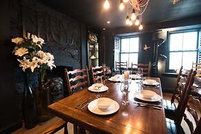 Freds Place