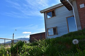 Cumbres Apart