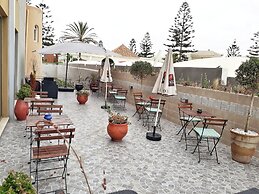 Amwaj Hotel