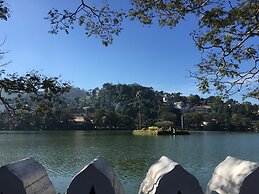 White Lodge Kandy