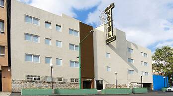 Hotel Menara