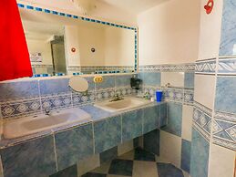 Izsla Suites