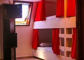 Izsla Suites