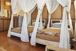 Cemara Beachfront Suite