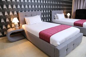 The Westin Suites Hotel