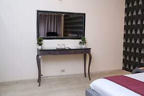 The Westin Suites Hotel