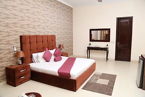 The Westin Suites Hotel