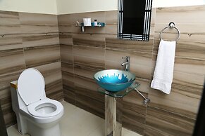 The Westin Suites Hotel