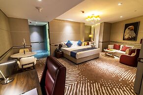 VIP Hotel